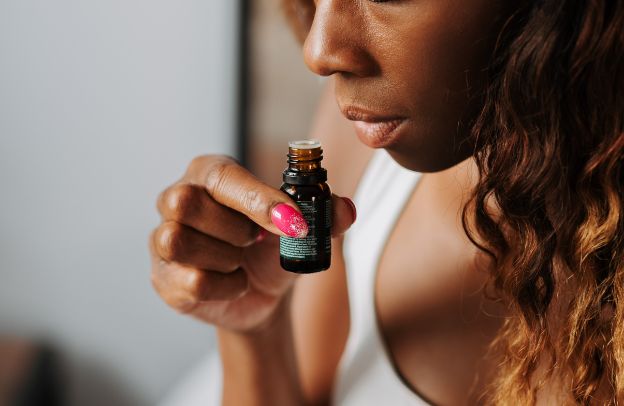 African Aromatherapy: Using Essential Oils for Healing and Relaxation